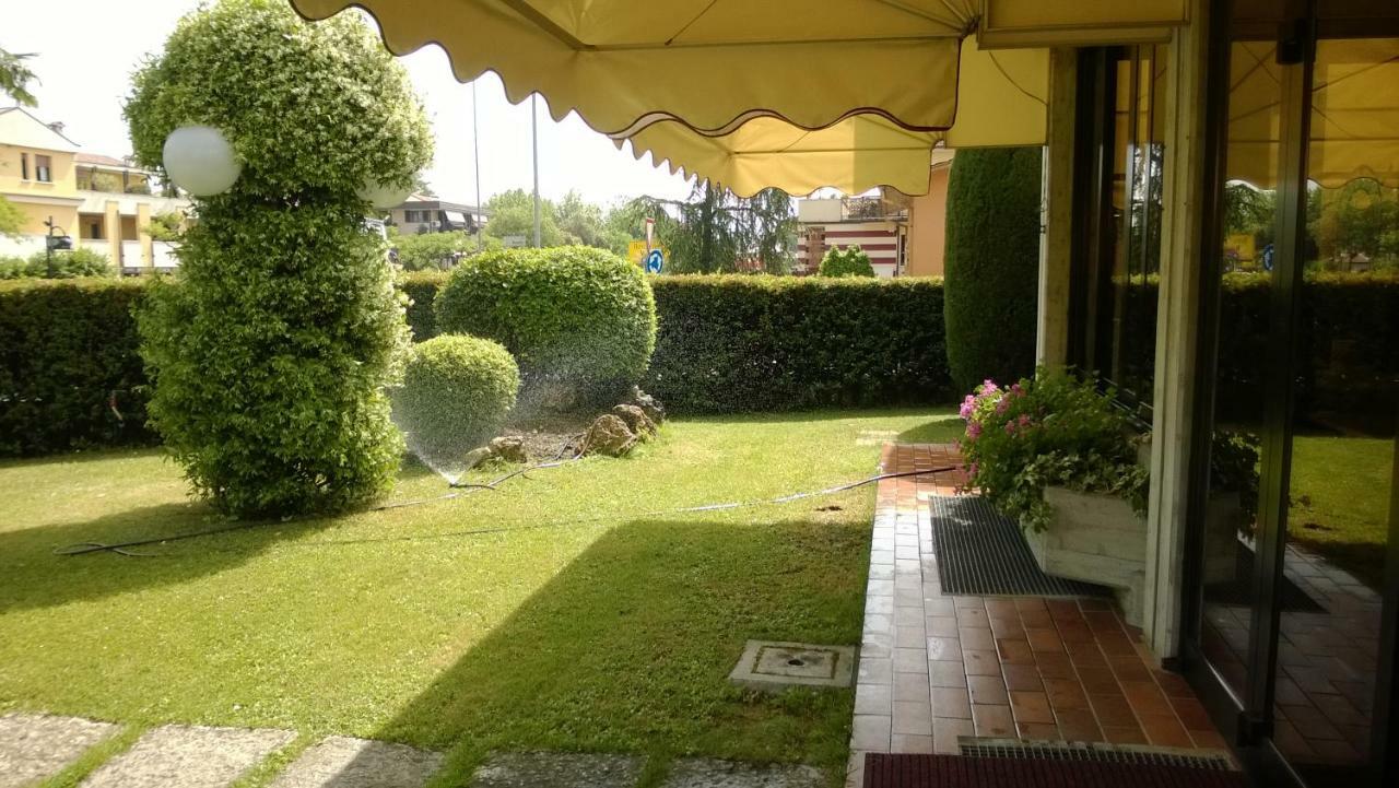 Hotel Derby Sirmione Exteriér fotografie